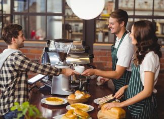 Hóa đơn điện tử dịch vụ ăn uống có kèm bảng kê?