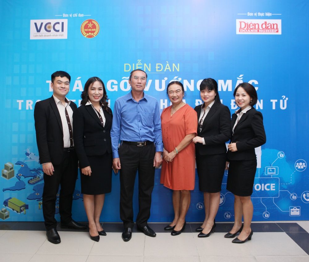 Hội thảo Gỡ nút thắt trong việc triển khai hóa đơn điện tử