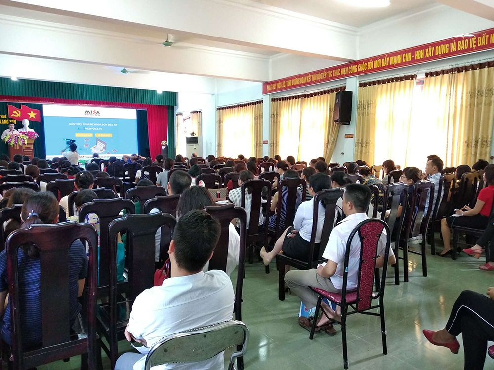 Hội nghị thu hút gần 200 kế toán/Chủ doanh nghiệp trên địa bàn tỉnh Lạng Sơn