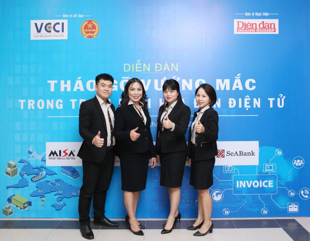 Hội thảo Gỡ nút thắt trong việc triển khai hóa đơn điện tử